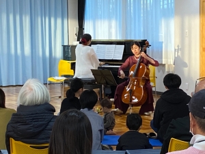 【Christmas　Concert】